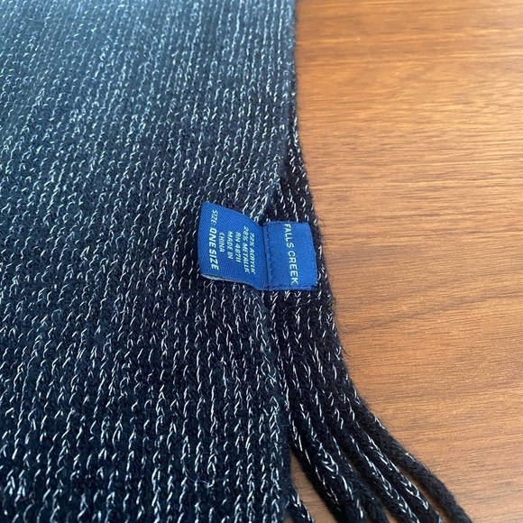 Falls Creek Acrylic X Metallic Scarf - Picture 3 of 4